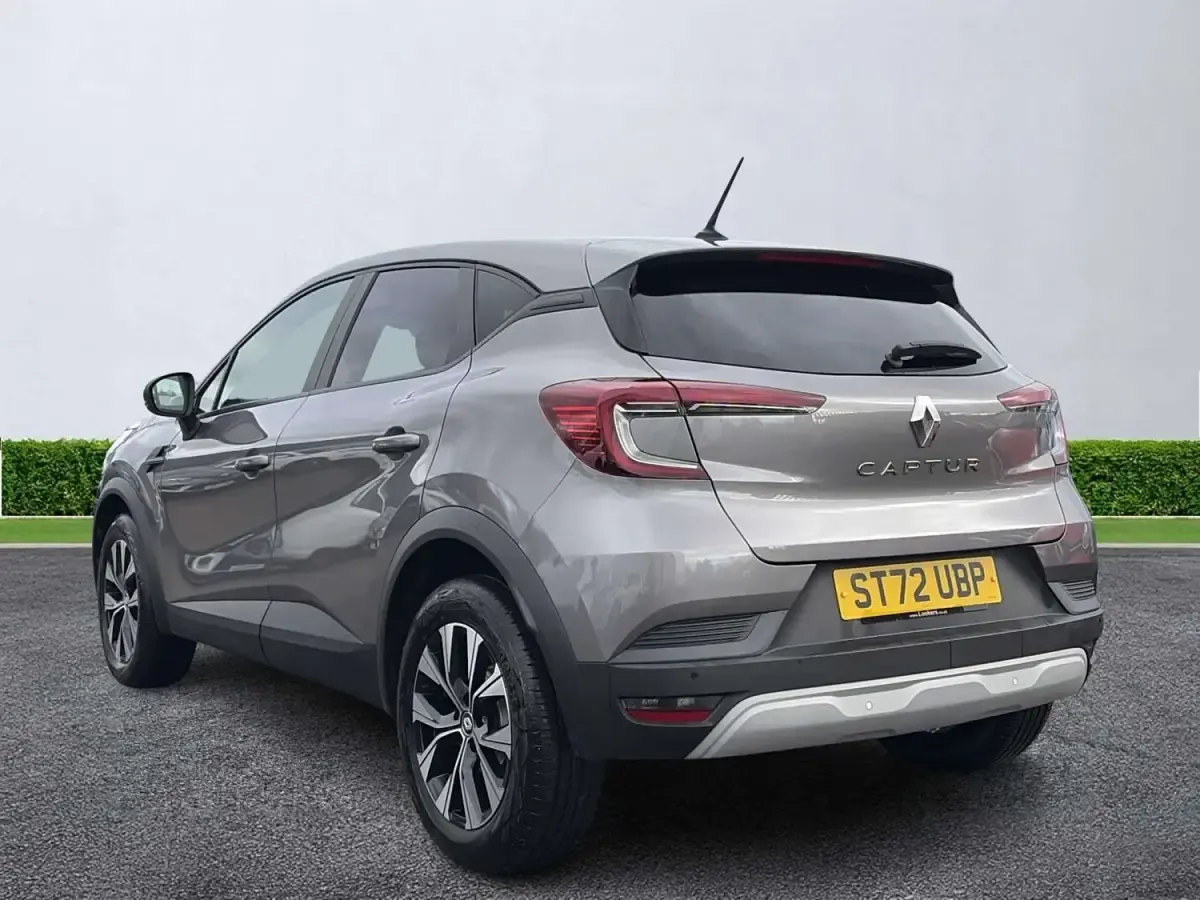 Second-hand Renault Captur Evolution 91 CP (66 kW) 2023 Gri SUV