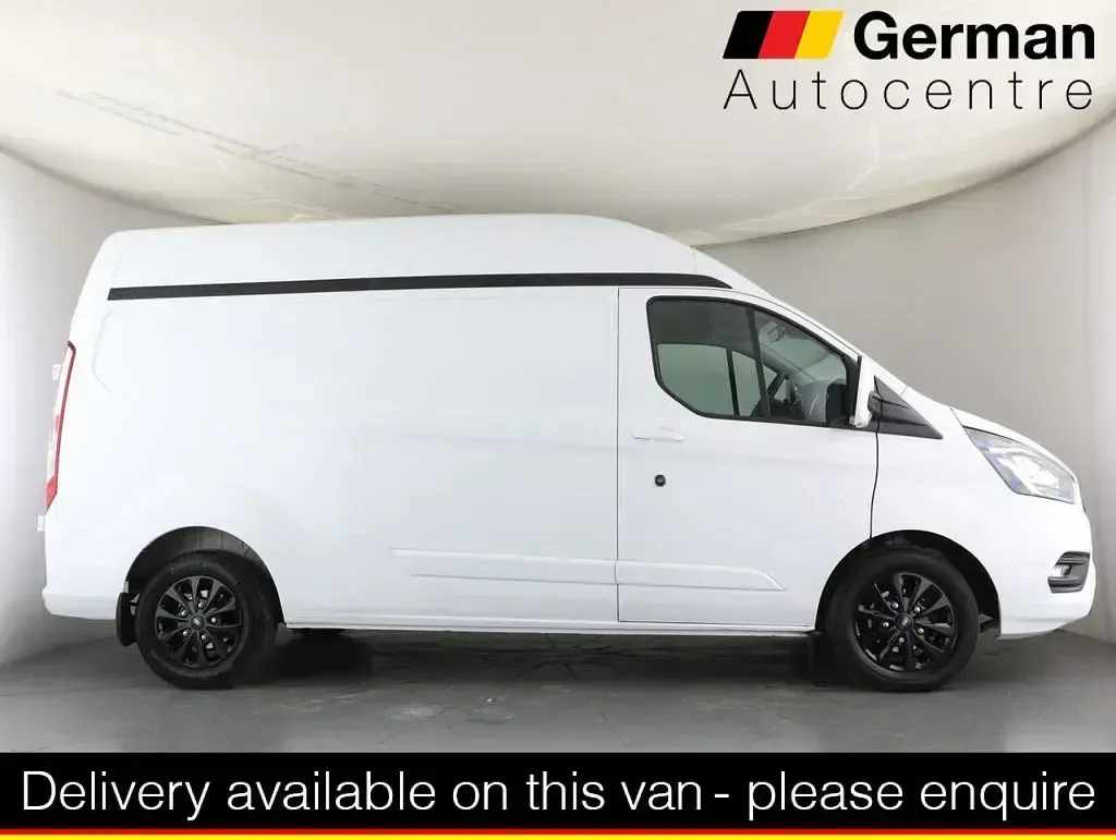 Used Ford Transit Custom Limited 170 HP (125 kW) 2023 White Van