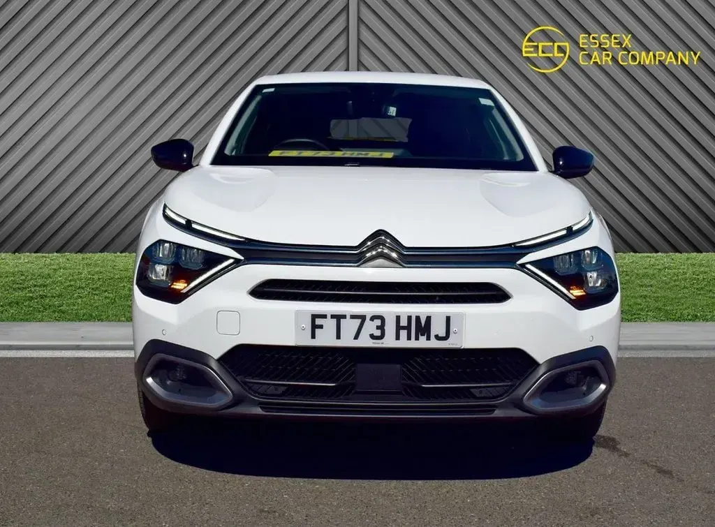 Used Citroën C4 PureTech 130 HP (95 kW) 2023 White SUV