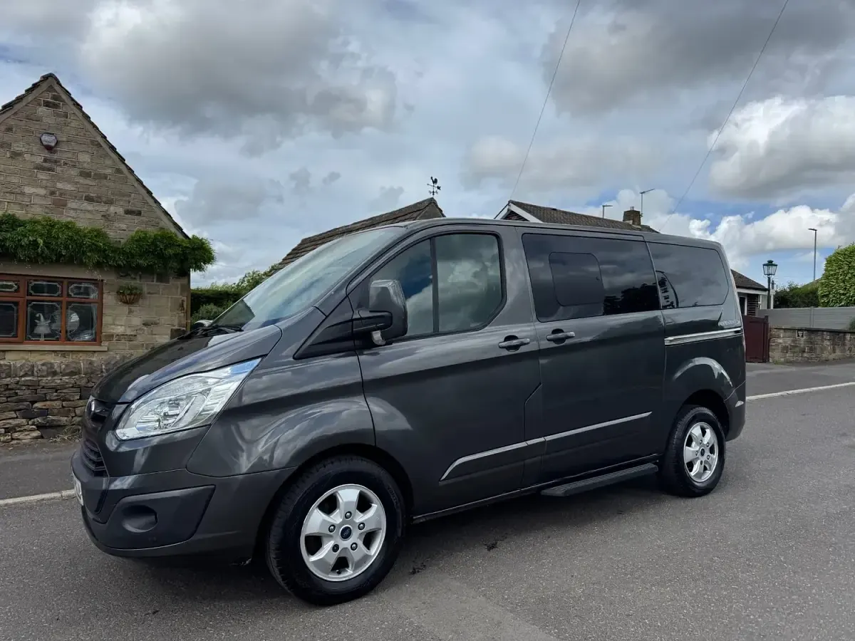 Used Ford Tourneo Titanium 2017 Grey MPV