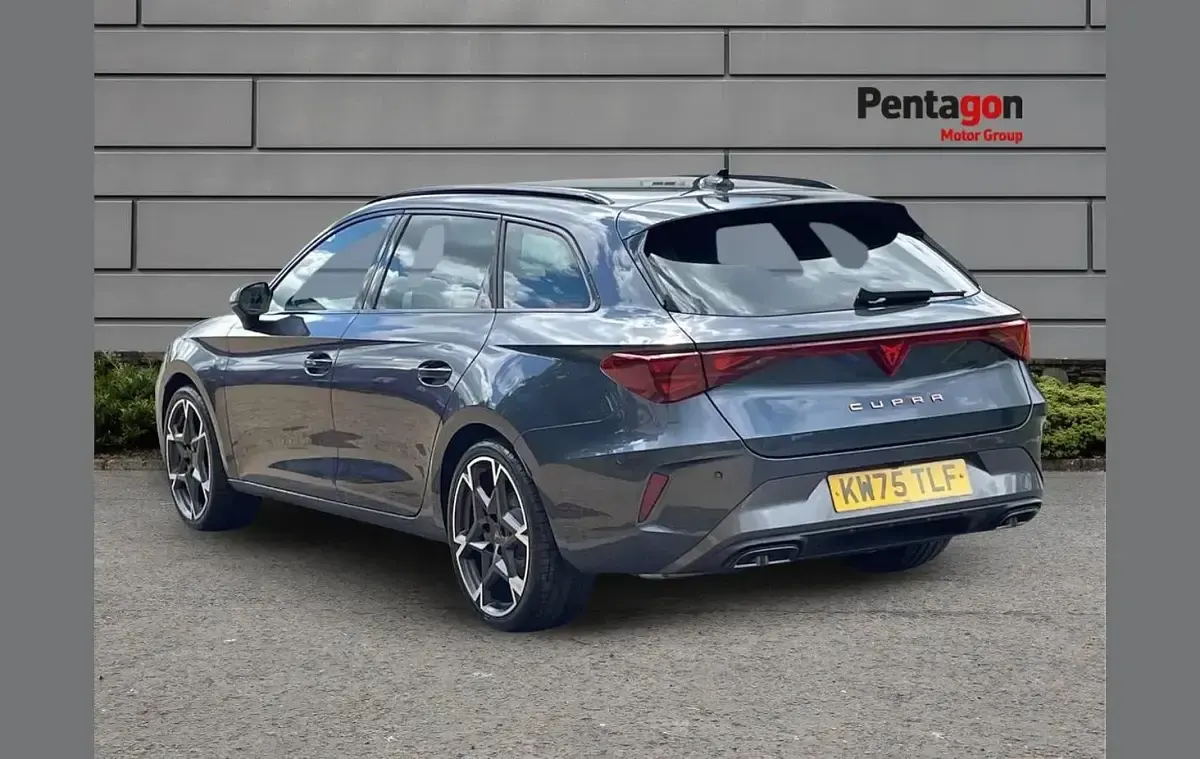 New Cupra Leon 147 HP (108 kW) 2026 Grey Estate