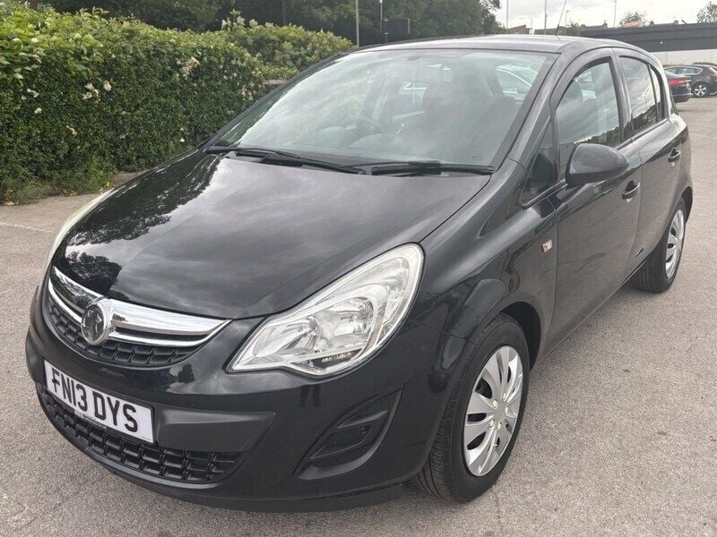 Black Used 2013 Vauxhall Corsa Hatchback | £2,495 (Good price) - Image 1/4