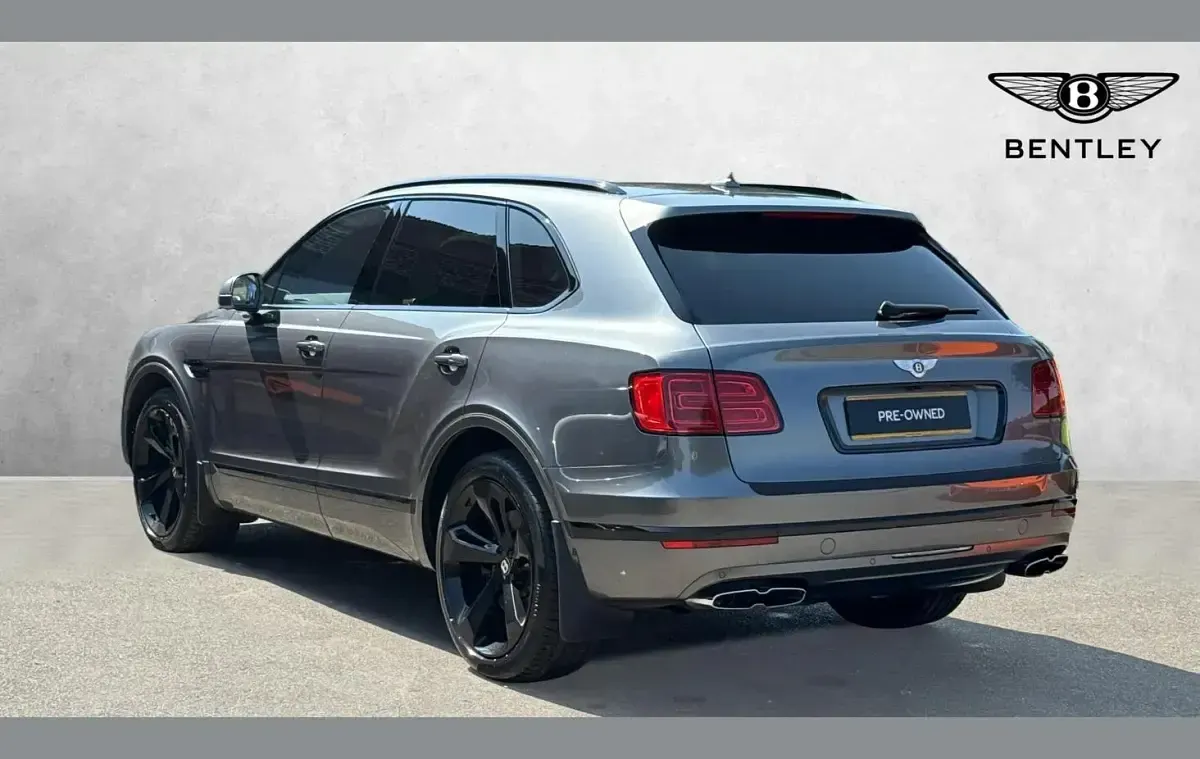 Used Bentley Bentayga 550 HP (404 kW) 2020 Grey SUV