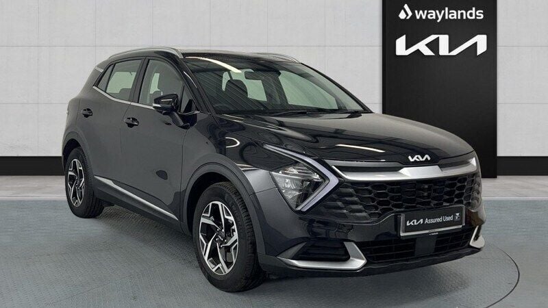 Black Used 2025 Kia Sportage 2 SUV | £24,790 (Super price) - Image 1/4