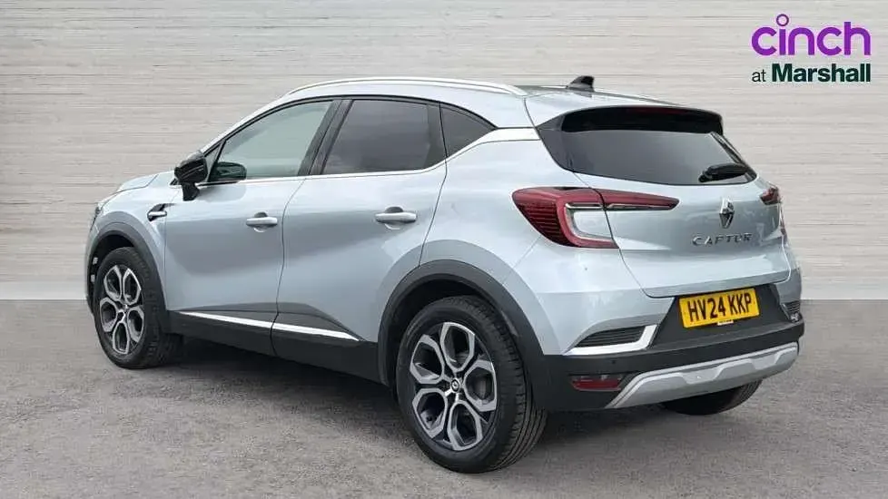 Używany Renault Captur Techno 91 KM (66 kW) 2024 Szary SUV