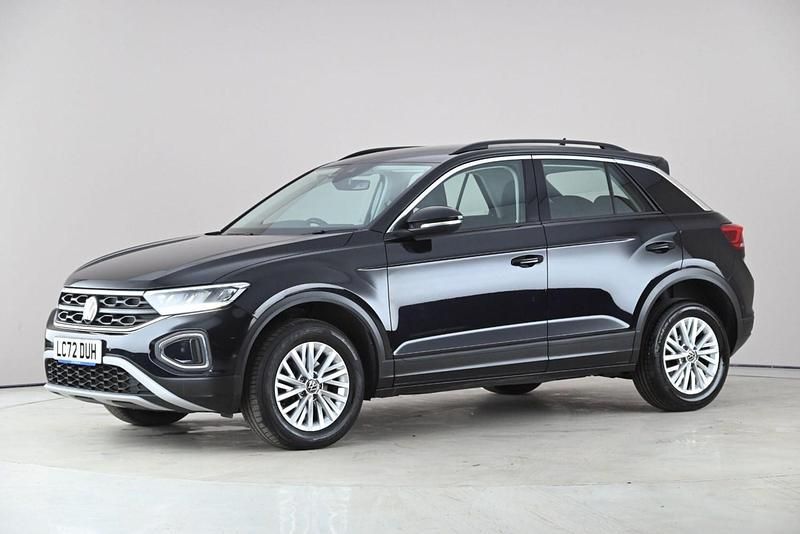 Used VW T-Roc Life 150 HP (110 kW) 2023 Black SUV