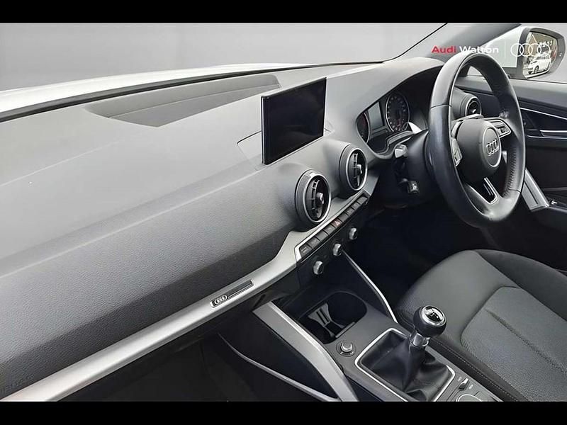 Used Audi Q2 Sport 150 HP (110 kW) 2019 Ibis white, solid SUV