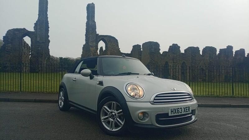 Used Mini Cooper D Cabriolet 112 HP (82 kW) 2013 Silver Cabriolet