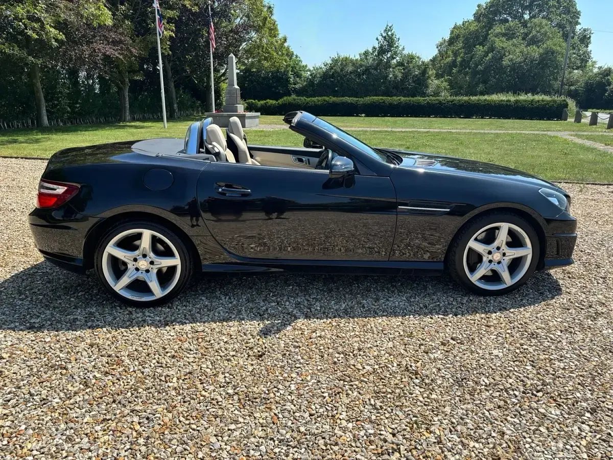 Used Mercedes SLK200 AMG 2011 Black Cabriolet