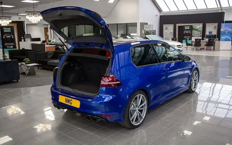 Used VW Golf VII R 300 HP (220 kW) 2015 Blue Hatchback