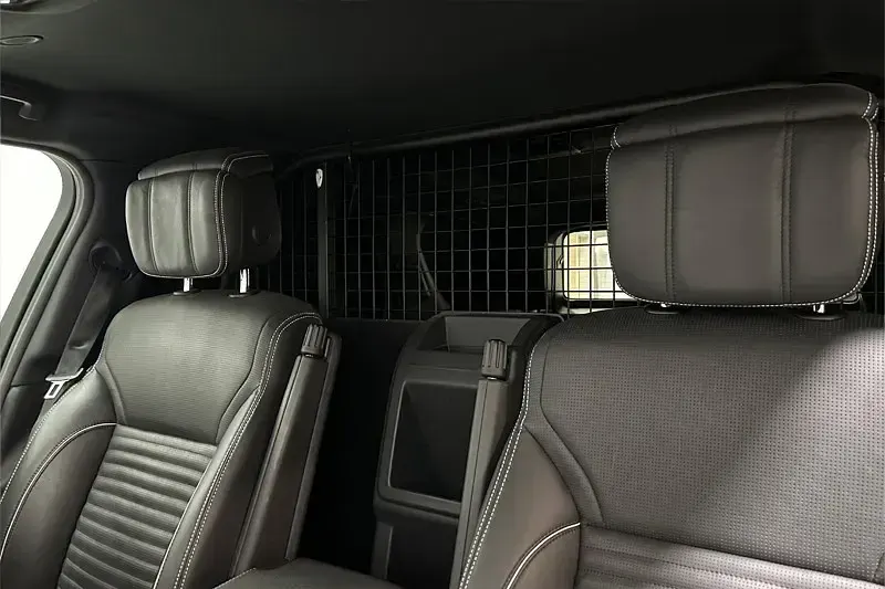 Used Land Rover Discovery HSE Dynamic 2023 Bronze SUV