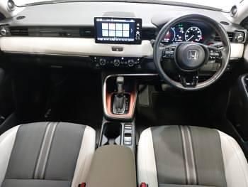 Used Honda HR-V Advance 131 HP (96 kW) 2022 Beige SUV