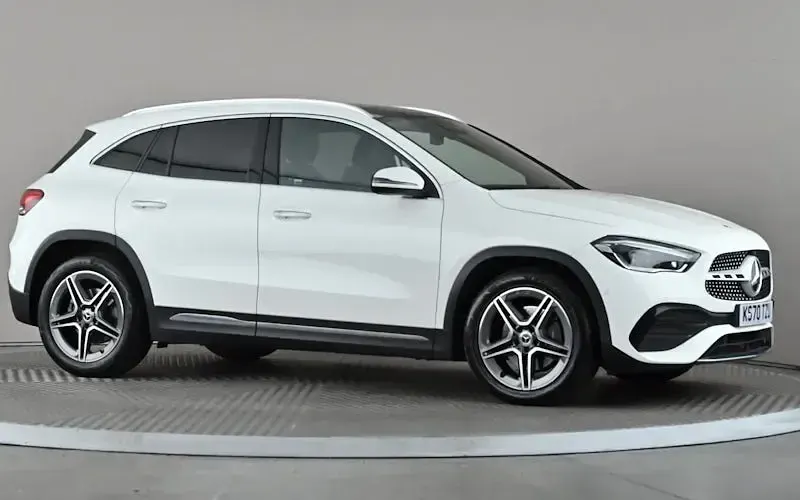 Used Mercedes GLA220 AMG Line Premium Plus 190 HP (139 kW) 2020 SUV