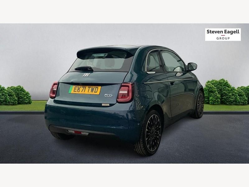 Used Fiat 500e La Prima 86 kW (118 HP) 2022 Green Hatchback