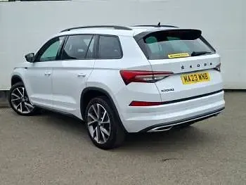 Used Skoda Kodiaq SportLine 150 HP (110 kW) 2023 White SUV