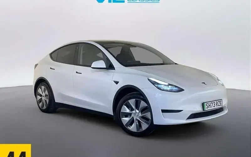 Usado Tesla Model Y RWD 219 kW (299 HP) 2024 SUV
