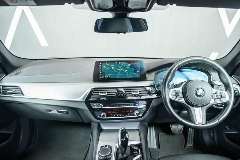 Used BMW 520 M Sport 184 HP (135 kW) 2020 Grey Estate