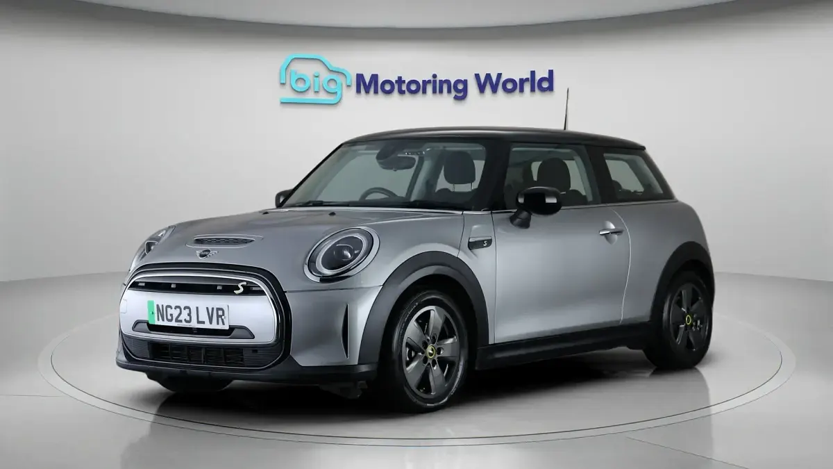 Used Mini Cooper SE Hatch 135 kW (184 HP) 2023 Hatchback