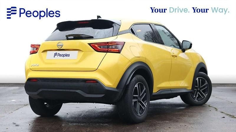 Used Nissan Juke N-Connecta 2024 Yellow SUV