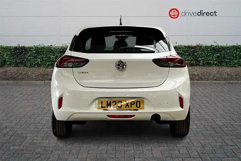 Used Vauxhall Corsa Design Edition 100 HP (73 kW) 2023 White Hatchback