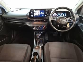 Used Hyundai i20 SE 100 HP (73 kW) 2022 Black Hatchback