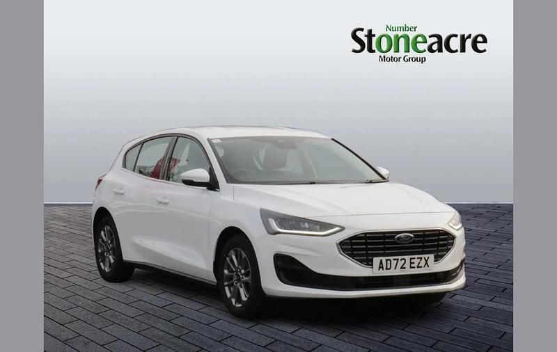 Used Ford Focus Titanium 153 HP (112 kW) 2023 White Hatchback