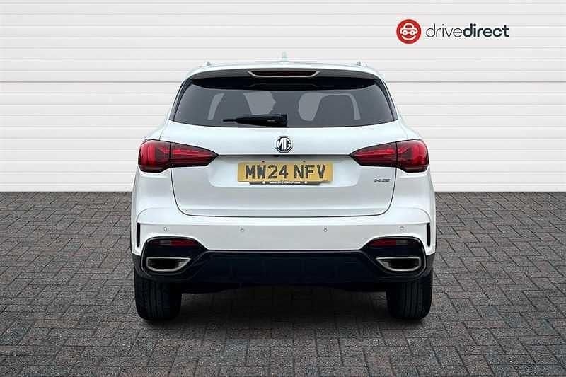 Used MG HS Trophy 2024 White SUV