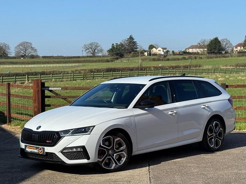 Used Skoda Octavia vRS 2021 White Estate
