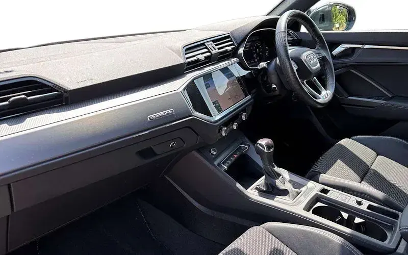 Used Audi Q3 S-Line 190 HP (139 kW) 2023 Grey SUV