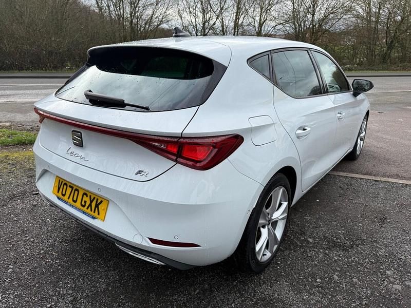 Used Seat Leon FR 130 HP (95 kW) 2020 White Hatchback