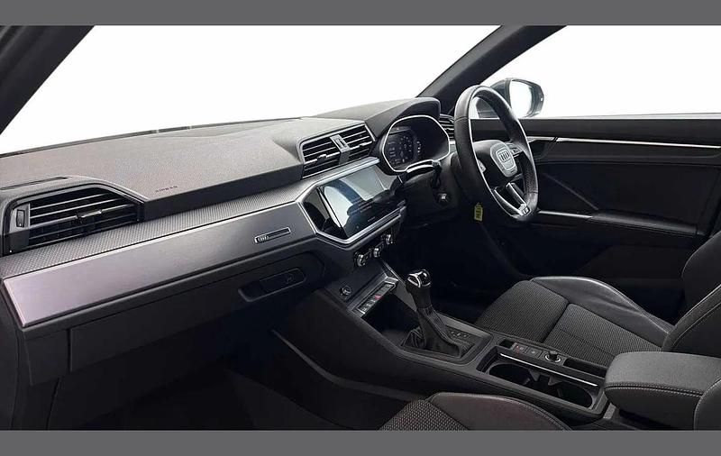 Used Audi Q3 S-Line 150 HP (110 kW) 2022 Grey SUV