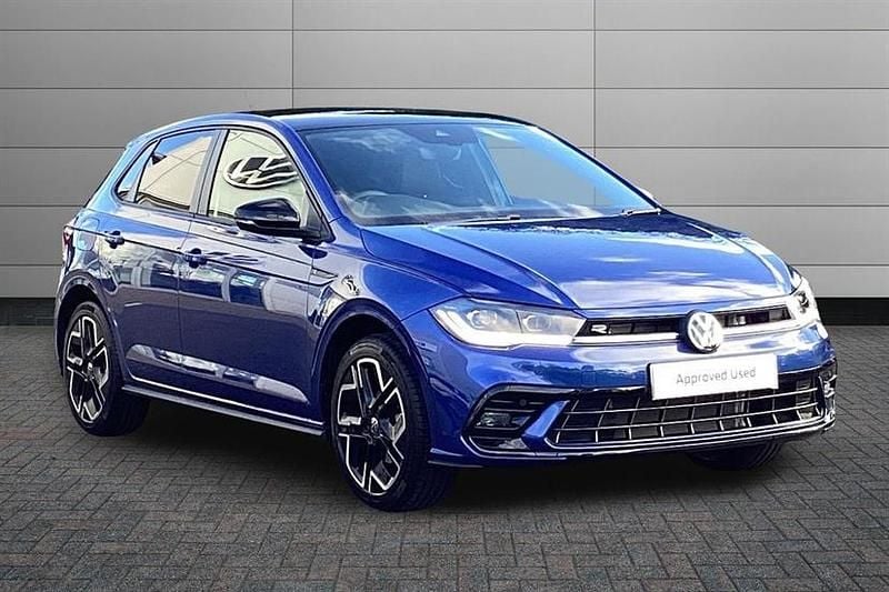 Reef blue with black roof Used 2025 VW Polo Black Edition Hatchback | £24,195 (Fair price) - Image 1/4