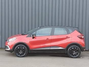 Used Renault Captur Play 90 HP (66 kW) 2019 Red SUV