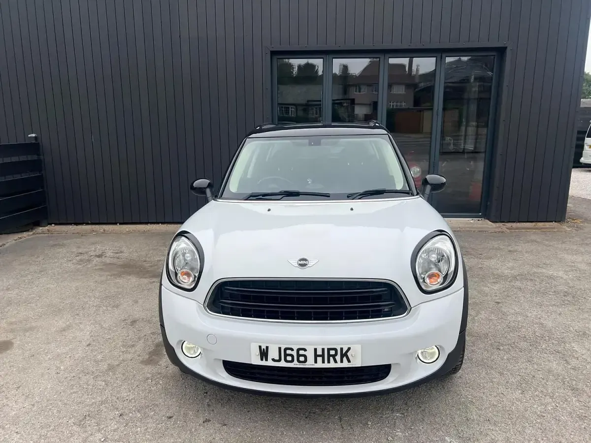 Used Mini Cooper Countryman 2016 White SUV