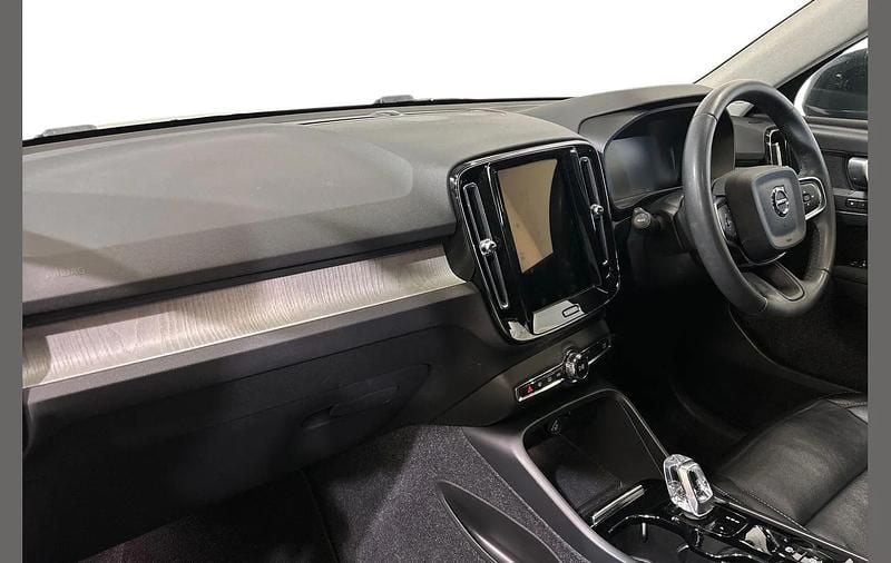 Used Volvo XC40 Inscription 194 HP (142 kW) 2021 Blue SUV