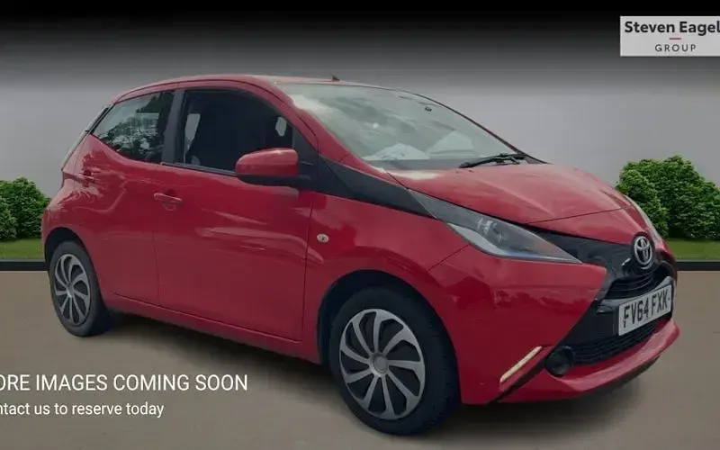 Used Toyota Aygo X-play 69 HP (50 kW) 2018 Hatchback