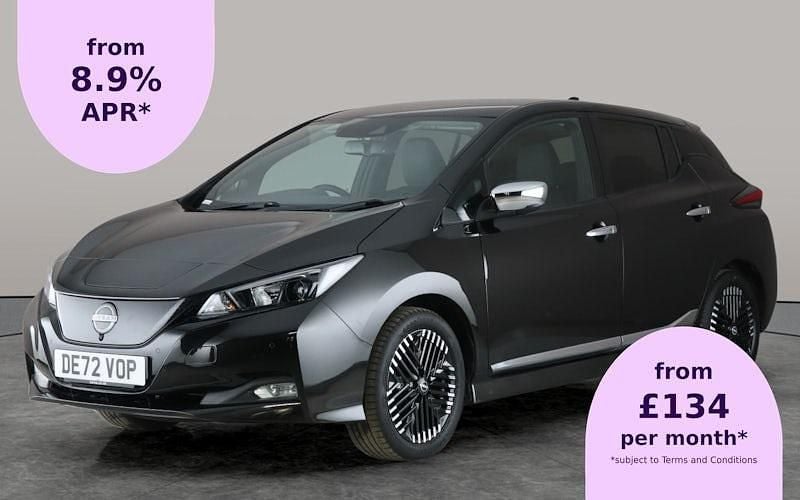 Black Used 2022 Nissan Leaf N-Connecta Hatchback | £10,619 (Fair price) - Image 1/2