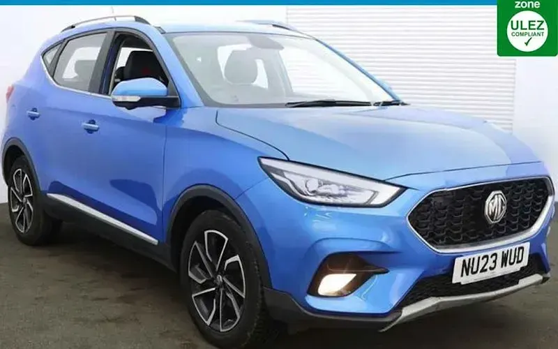 Używany MG ZS Exclusive 111 KM (81 kW) 2023 SUV