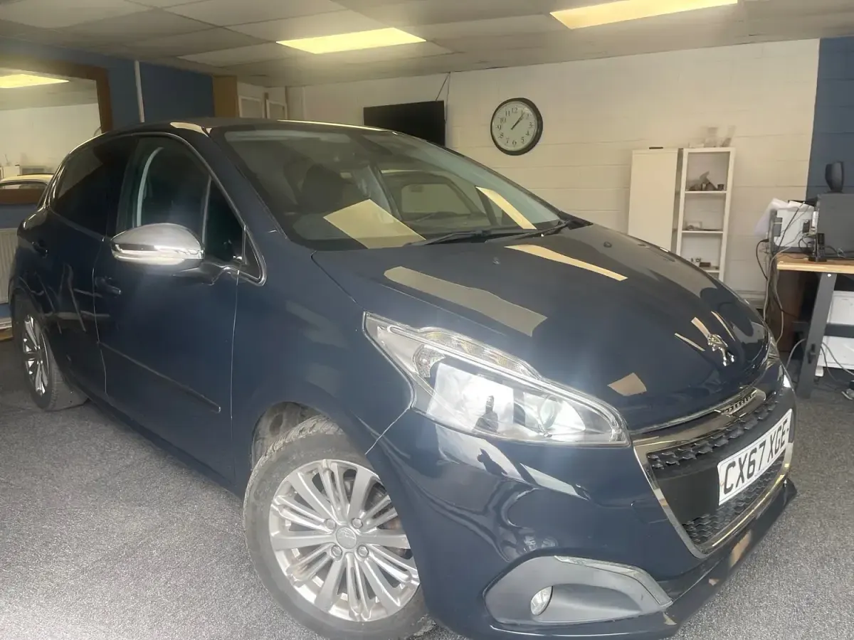 Used Peugeot 208 Allure 2018 Grey Hatchback