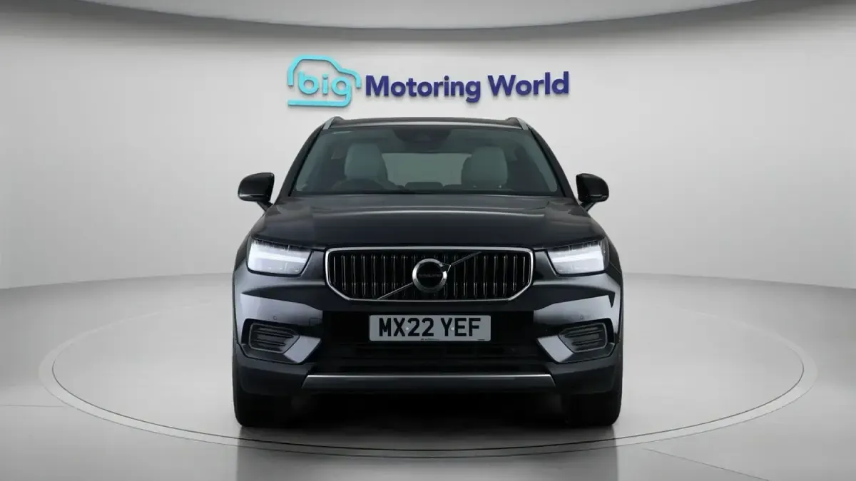 Used Volvo XC40 Inscription 262 HP (192 kW) 2021 Black SUV