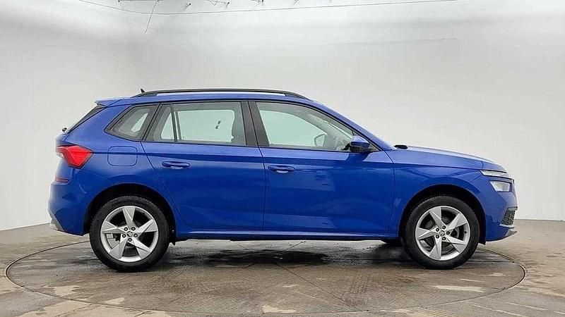 Used Skoda Kamiq SE 70 HP (51 kW) 2023 Energy blue SUV