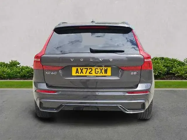 Used Volvo XC60 Ultimate 250 HP (183 kW) 2023 SUV