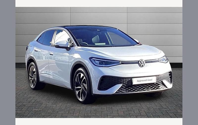 White Used 2025 VW ID.5 Pro SUV | £29,950 (Fair price) - Image 1/3