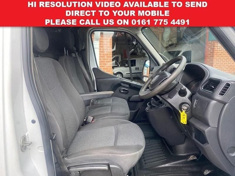 Used Vauxhall Movano 135 HP (99 kW) 2021 White