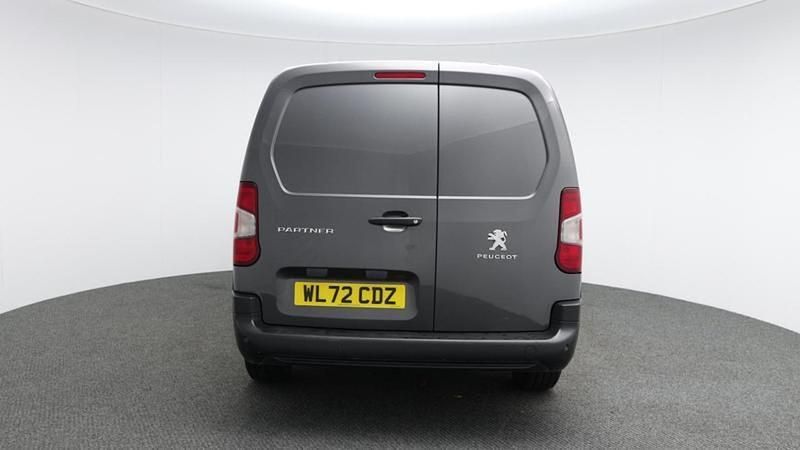 Used Peugeot Partner Premium 102 HP (75 kW) 2023 Grey MPV
