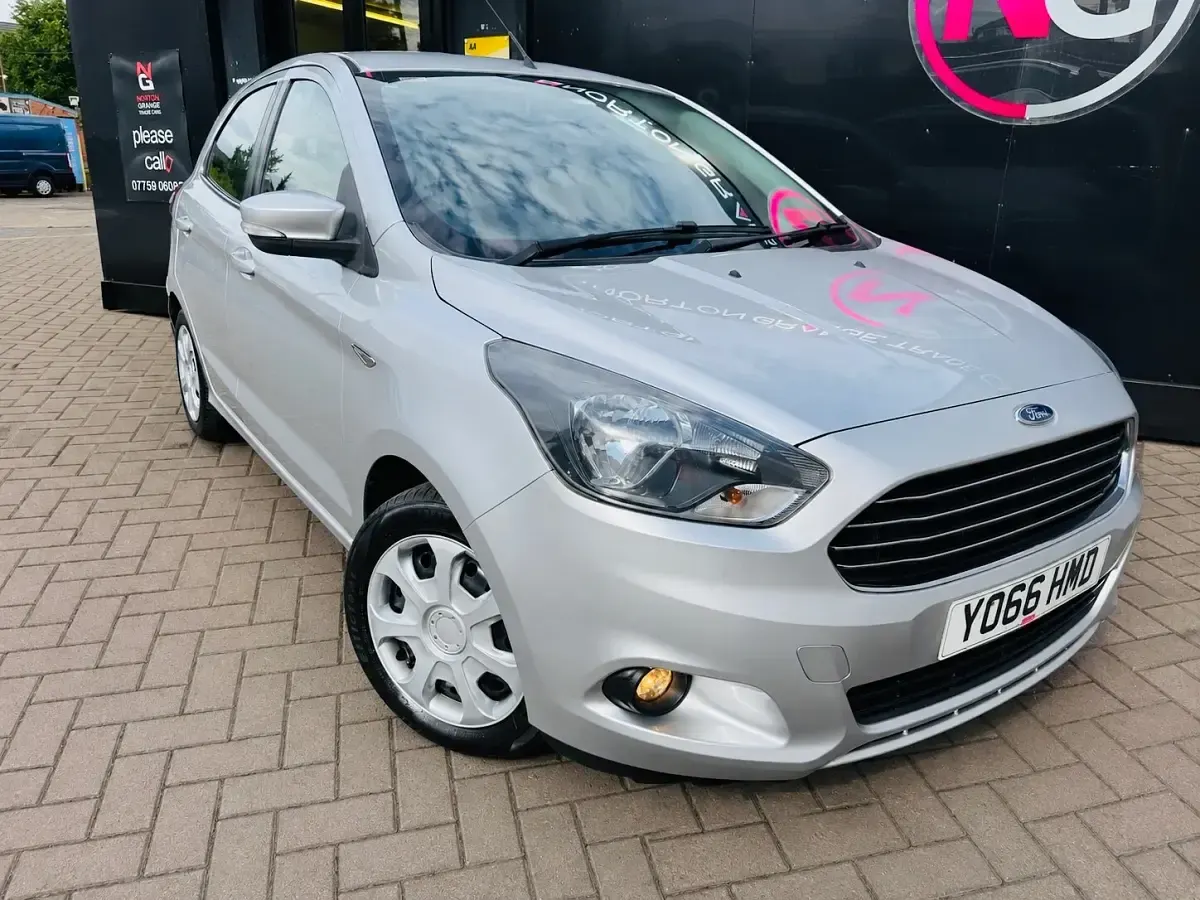 Used Ford Ka Plus Studio 70 HP (51 kW) 2017 Silver Hatchback