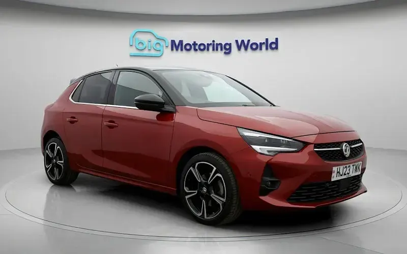Second-hand Vauxhall Corsa Ultimate 131 CP (96 kW) 2023 Roșu Hatchback