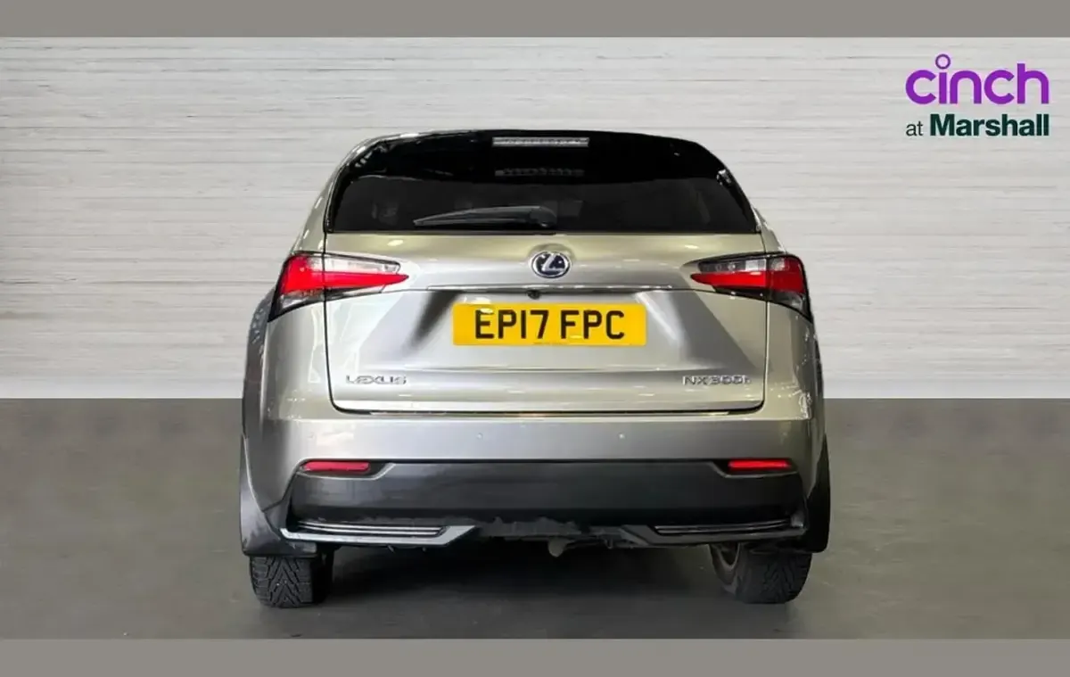 Used Lexus NX300h Luxury Line 194 HP (142 kW) 2017 Silver SUV