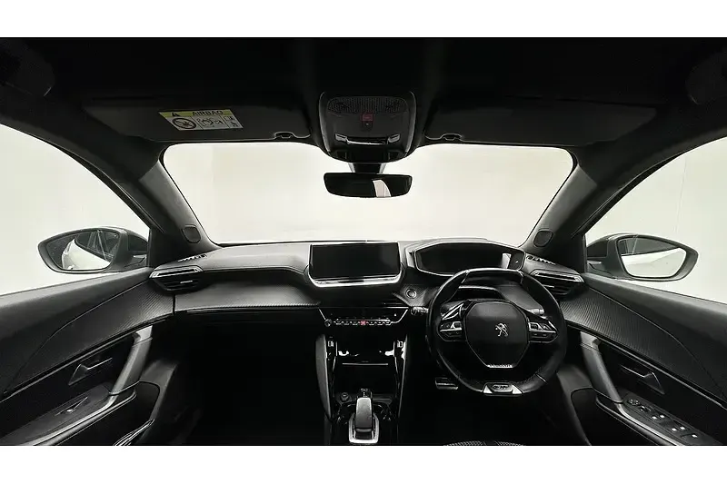 Used Peugeot e-2008 GT-line 100 kW (136 HP) 2021 Pearlescent white SUV