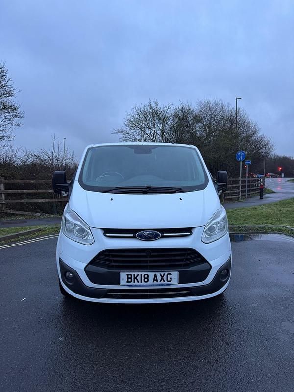 Usado Ford Transit Custom Trend 130 HP (95 kW) 2018 Branco Van